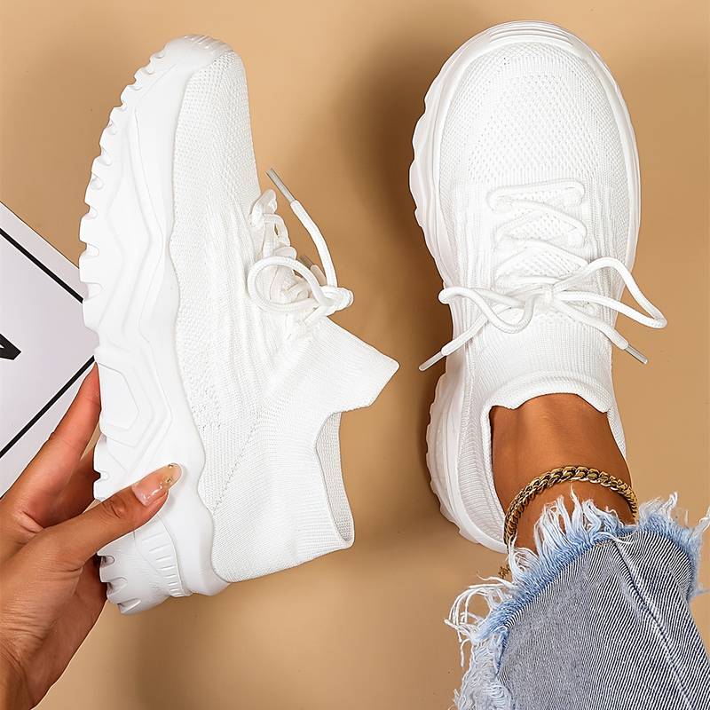 Scarlet | Comfortable Lace-Up Sneakers with Orthopedic Support