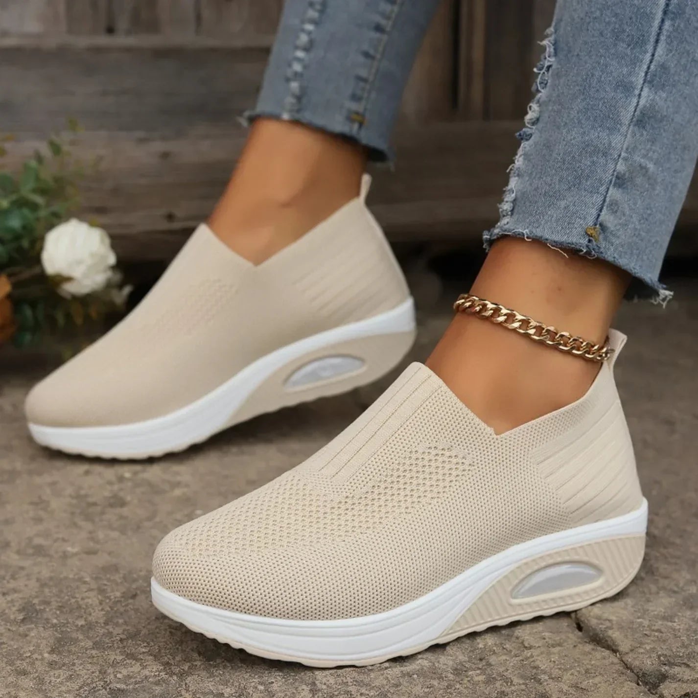 Scarlet | Women's Comfortable Orthopedic Slip-On Sneakers