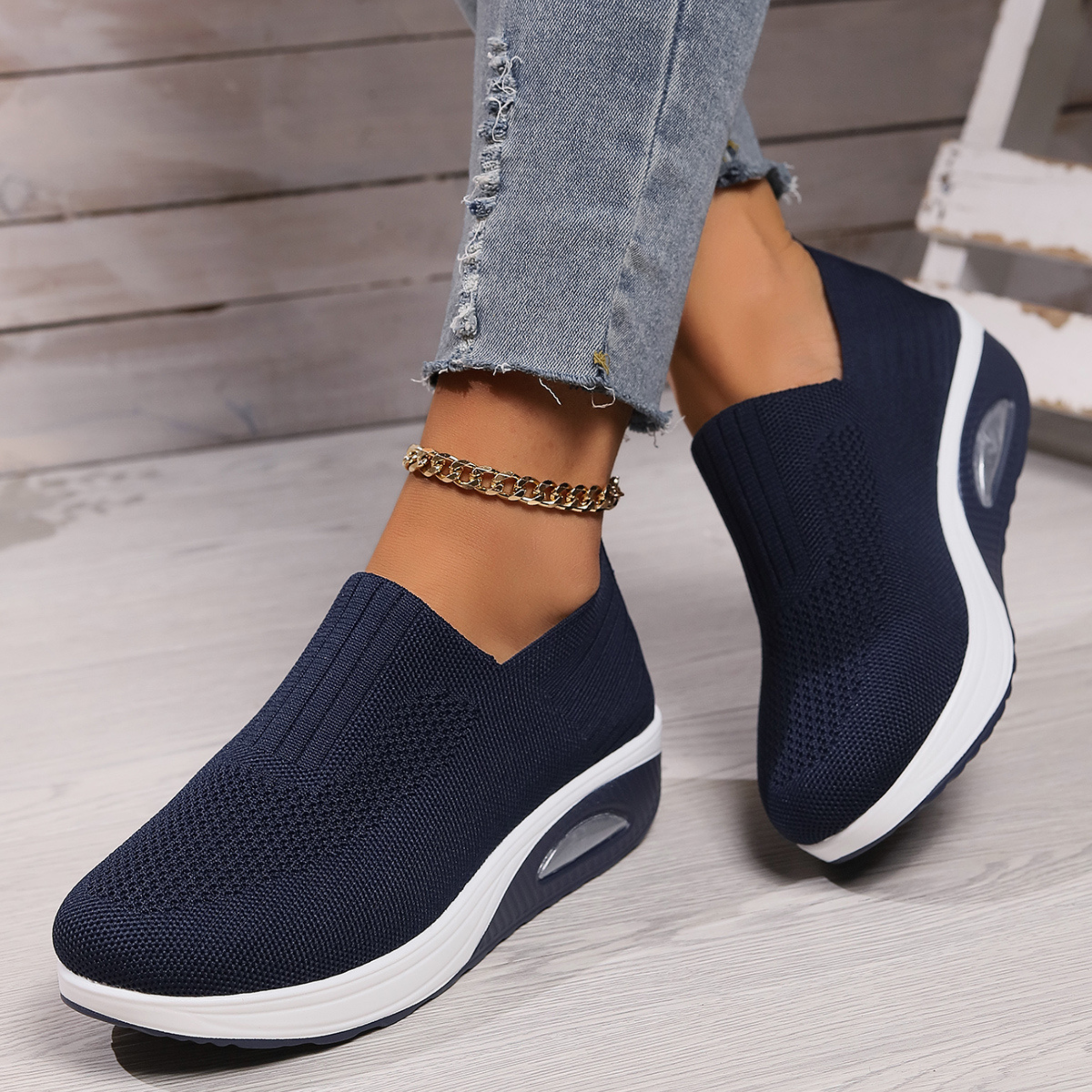Scarlet | Women's Comfortable Orthopedic Slip-On Sneakers