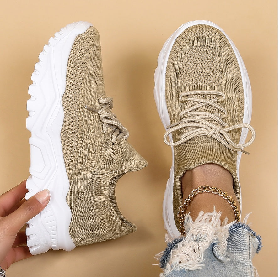 Scarlet | Comfortable Lace-Up Sneakers with Orthopedic Support