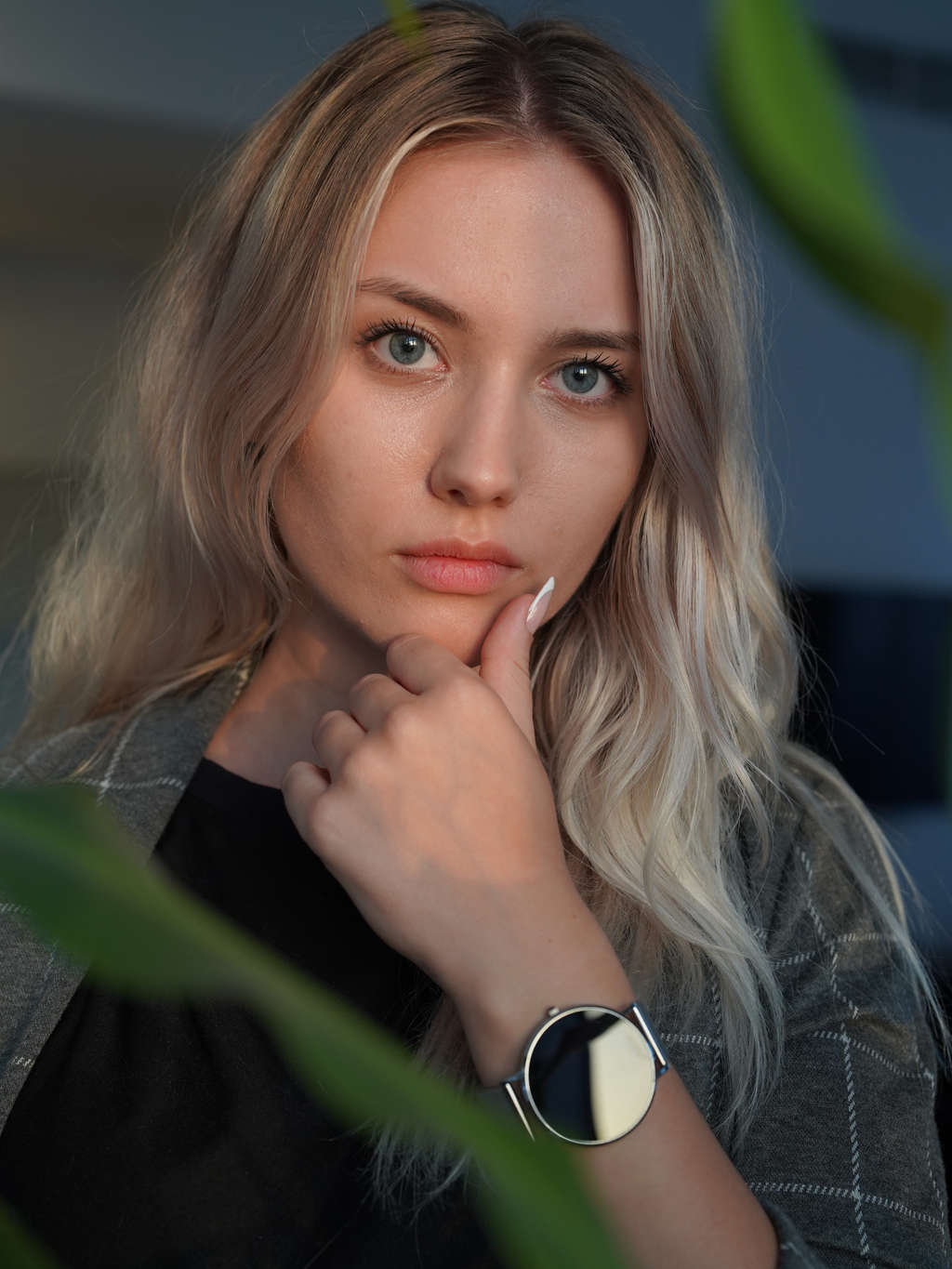Casey | Modern Smartwatch with Round Display