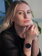 Casey | Modern Smartwatch with Round Display