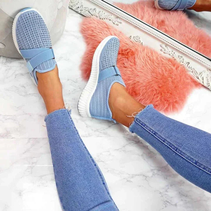 Scarlet | Comfortable Women's Slip-On Sneakers with Supportive Sole