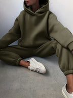 Scarlet | Comfortable Women's Two-Piece Jogging Set