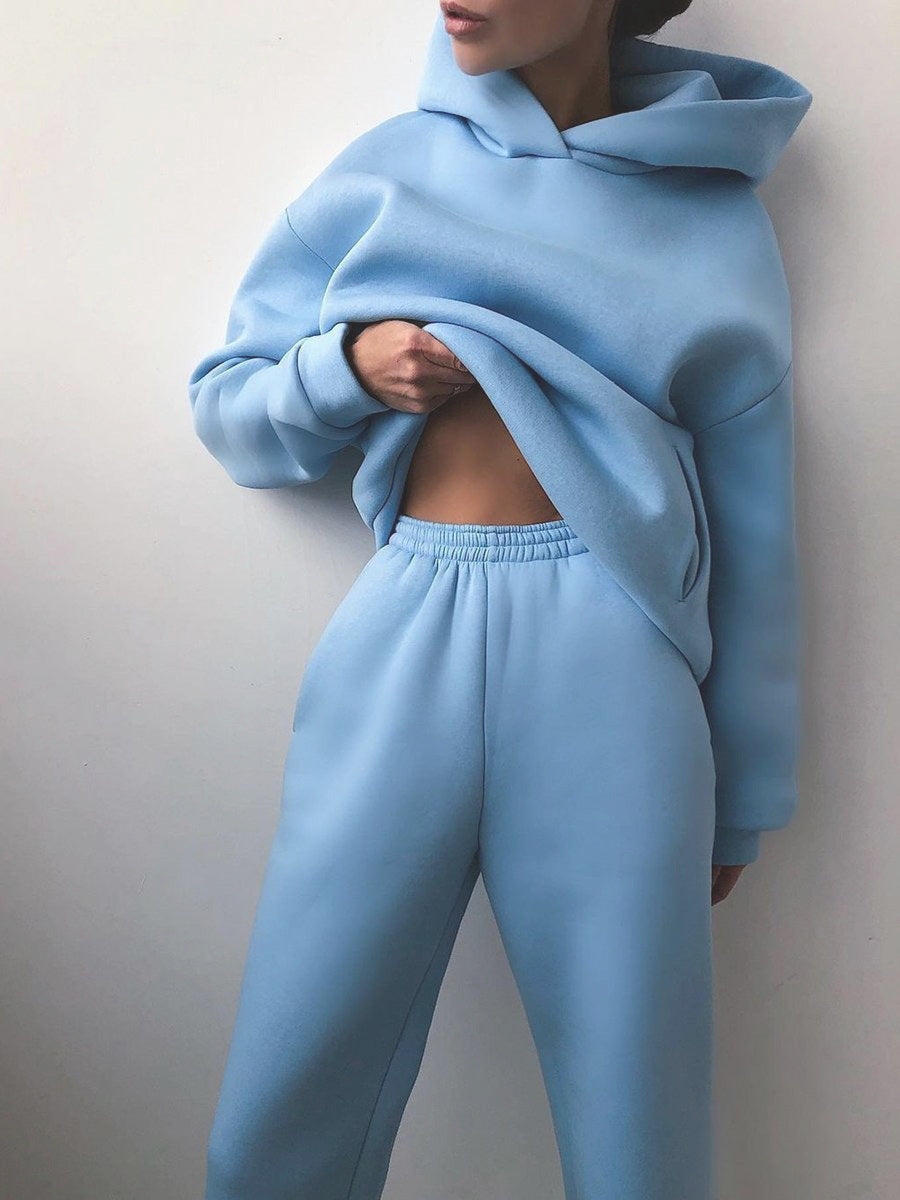 Scarlet | Comfortable Women's Two-Piece Jogging Set