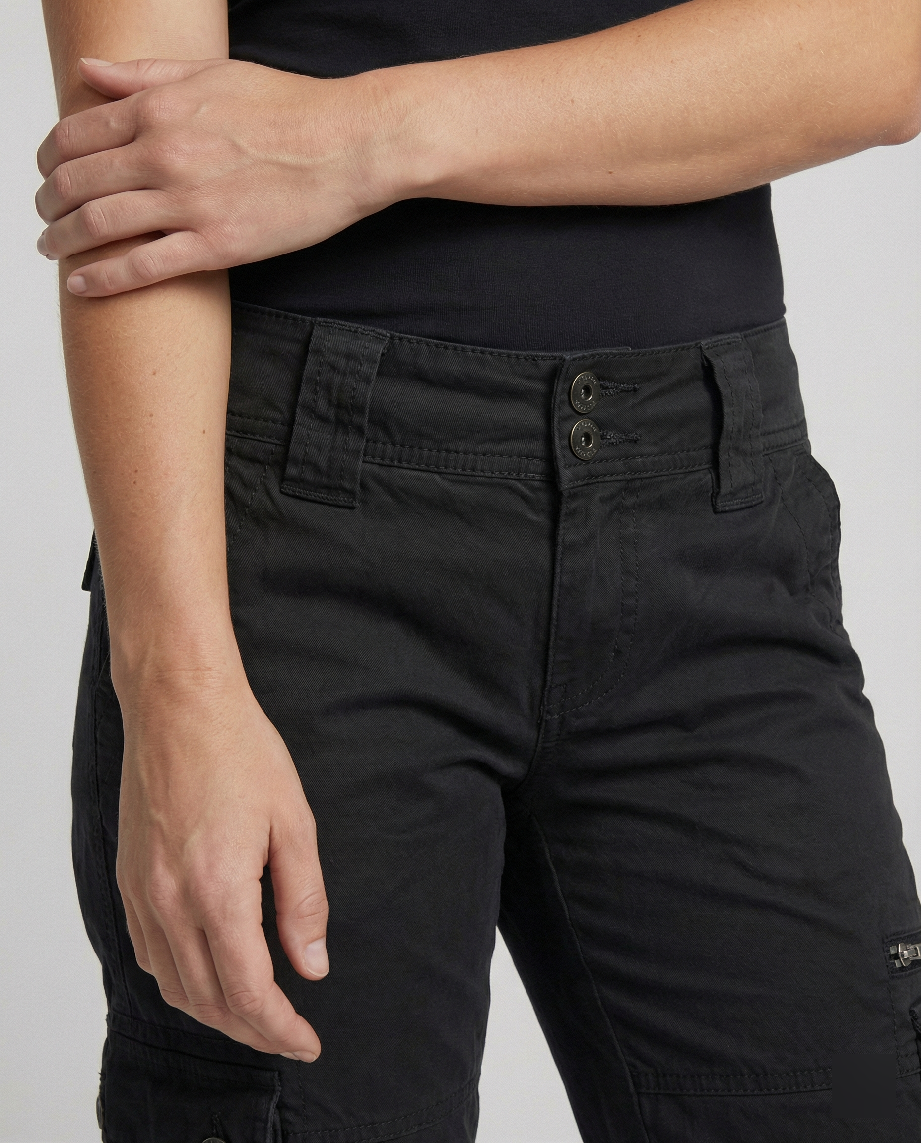 Scarlet | Women's Cargo Pants with Multiple Practical Pockets