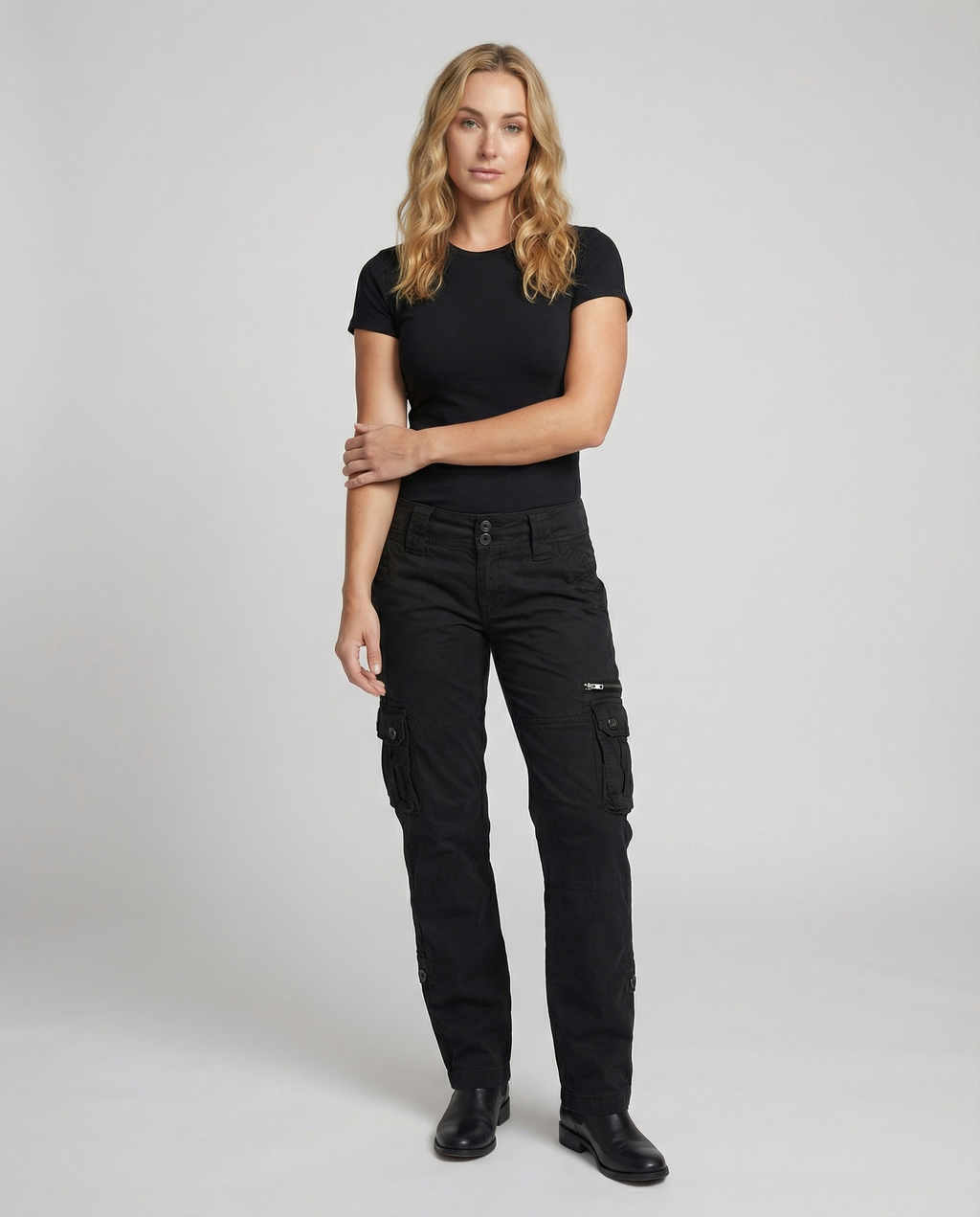 Scarlet | Women's Cargo Pants with Multiple Practical Pockets