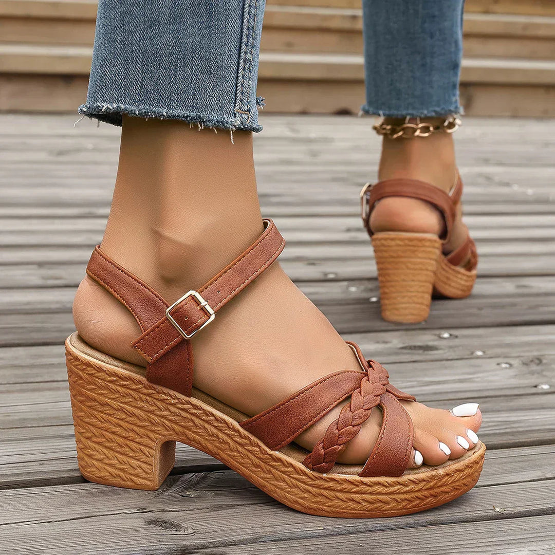 Nienke | Merel Orthopedic Mid Heel Sandals