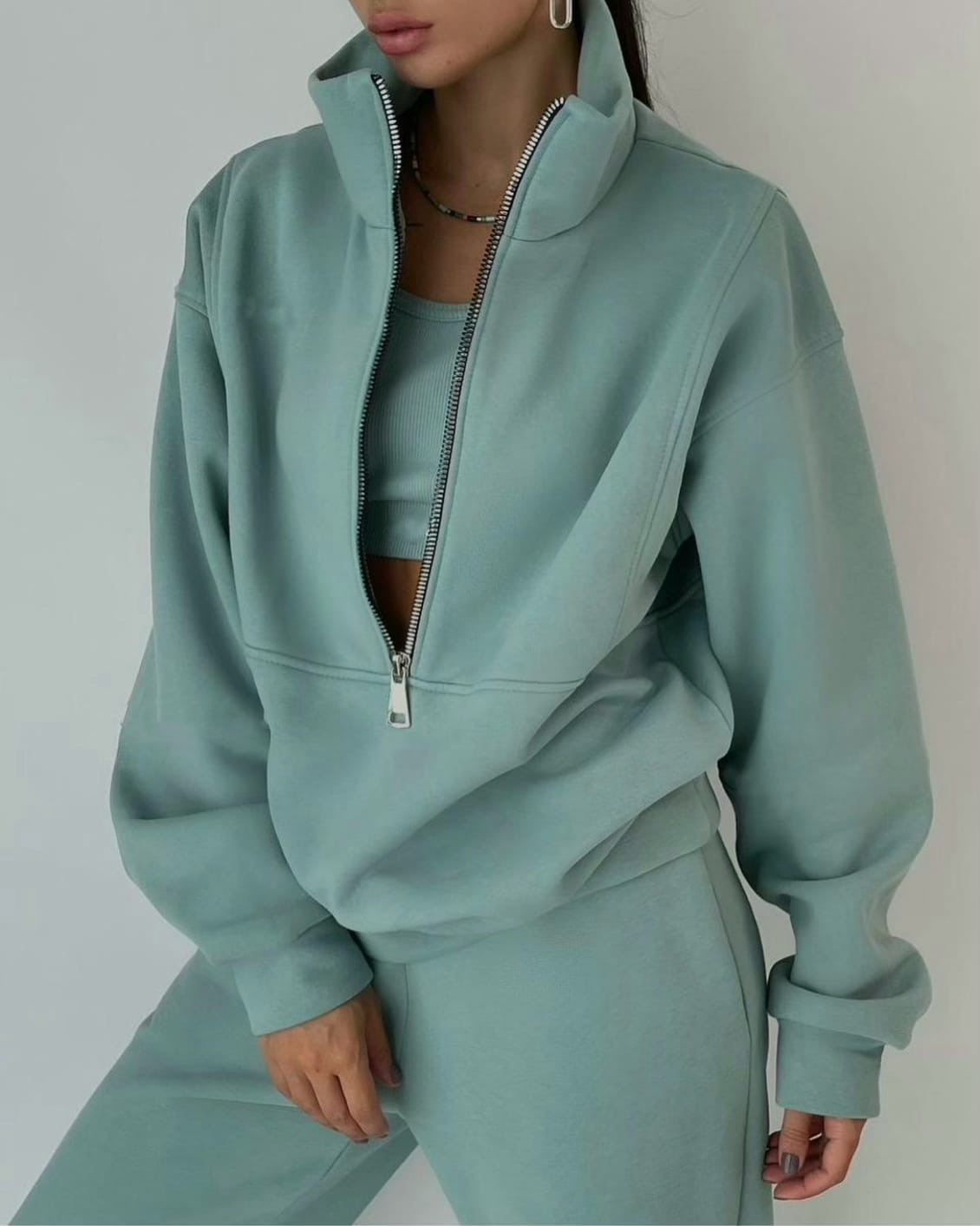 Annabelle | Women’s casual two-piece set with zip pullover